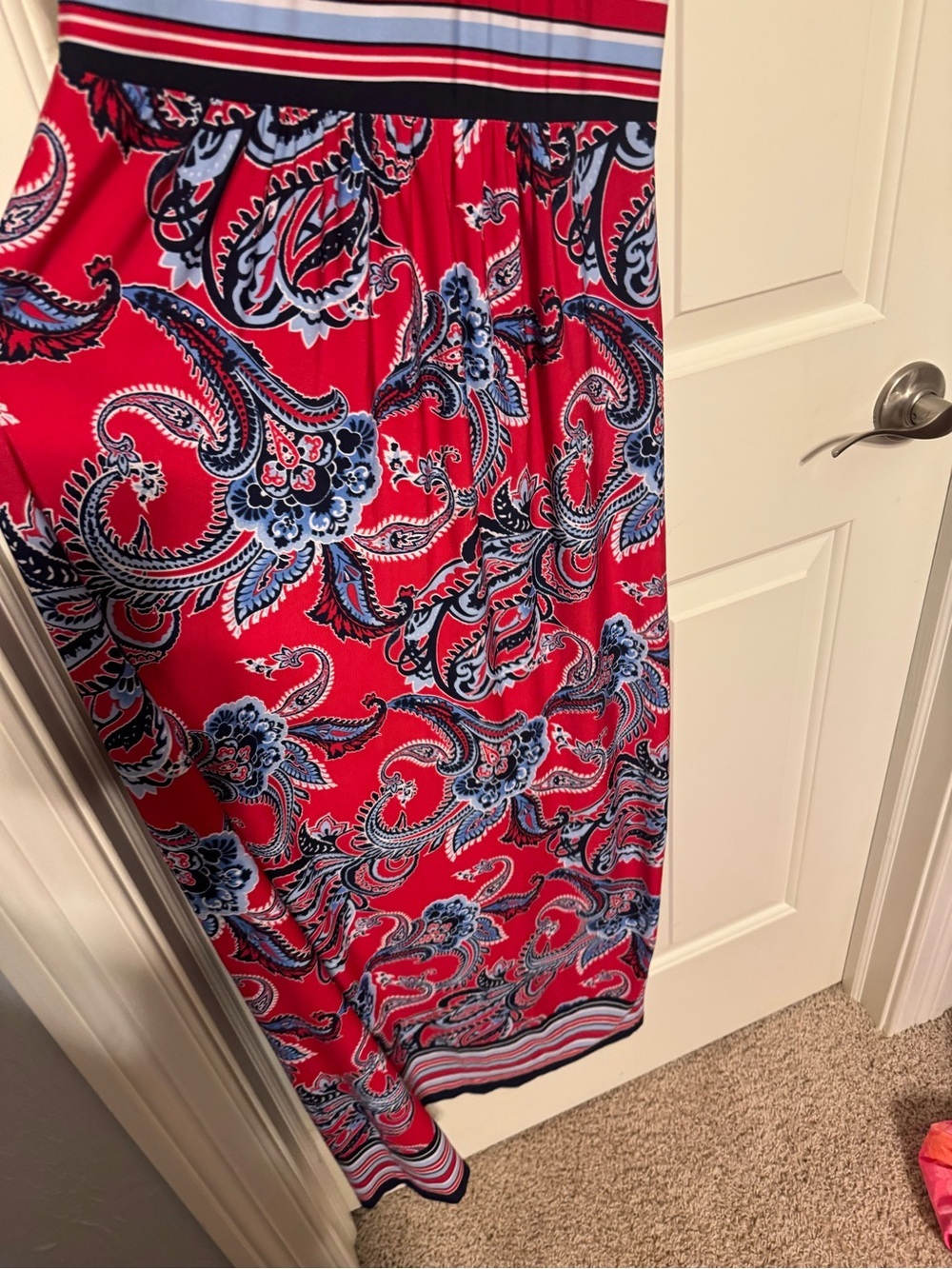 Dress Barn Roz and Ali Red Paisley Maxi Dress Sz Small Memorial Day - Picture 8 of 8